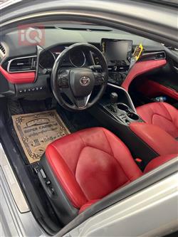 تۆیۆتا کامری